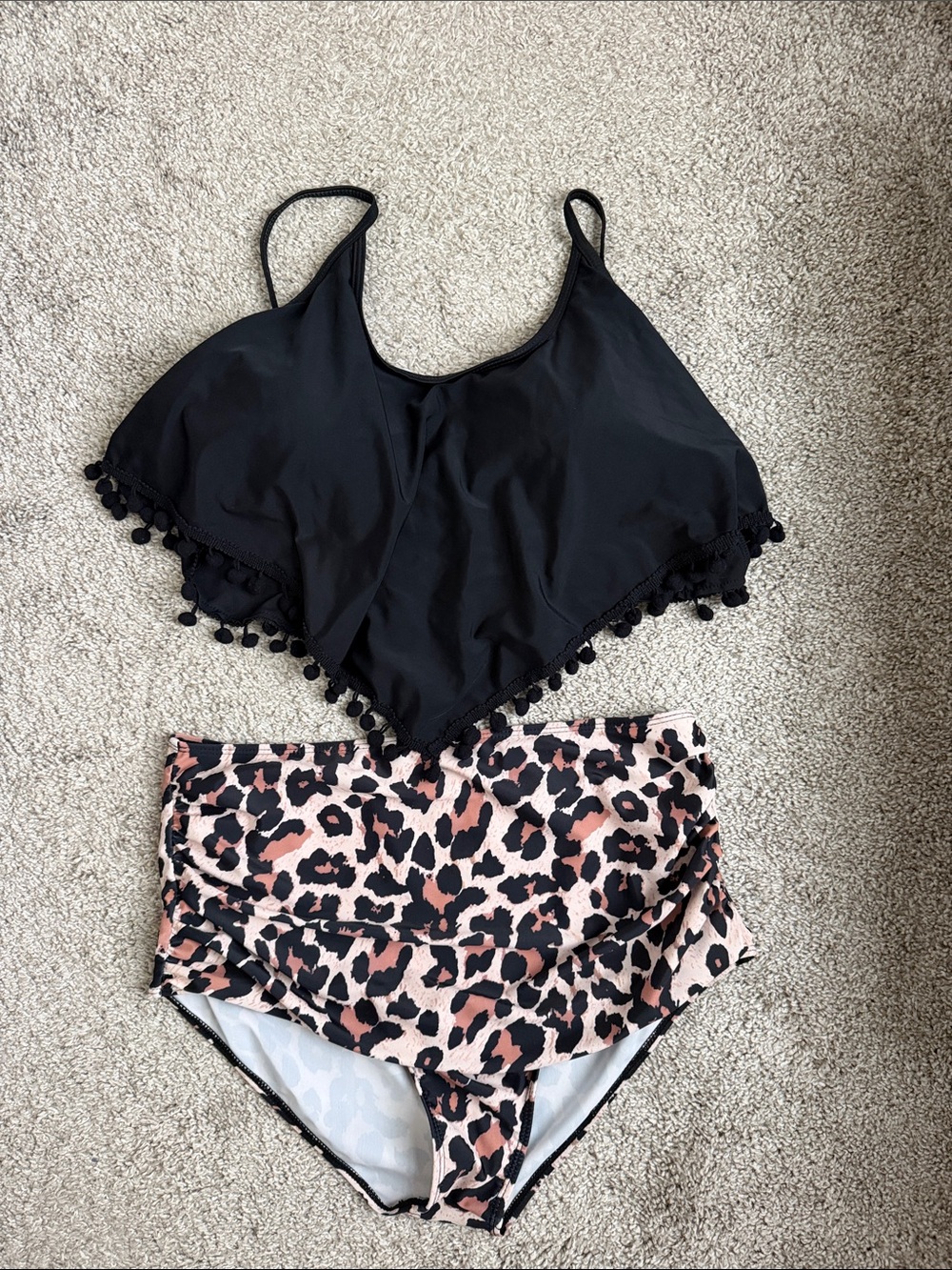 Amazon Women’s Black Pom Trim Tankini Top with Pink Leopard High-Waist Bottoms L
